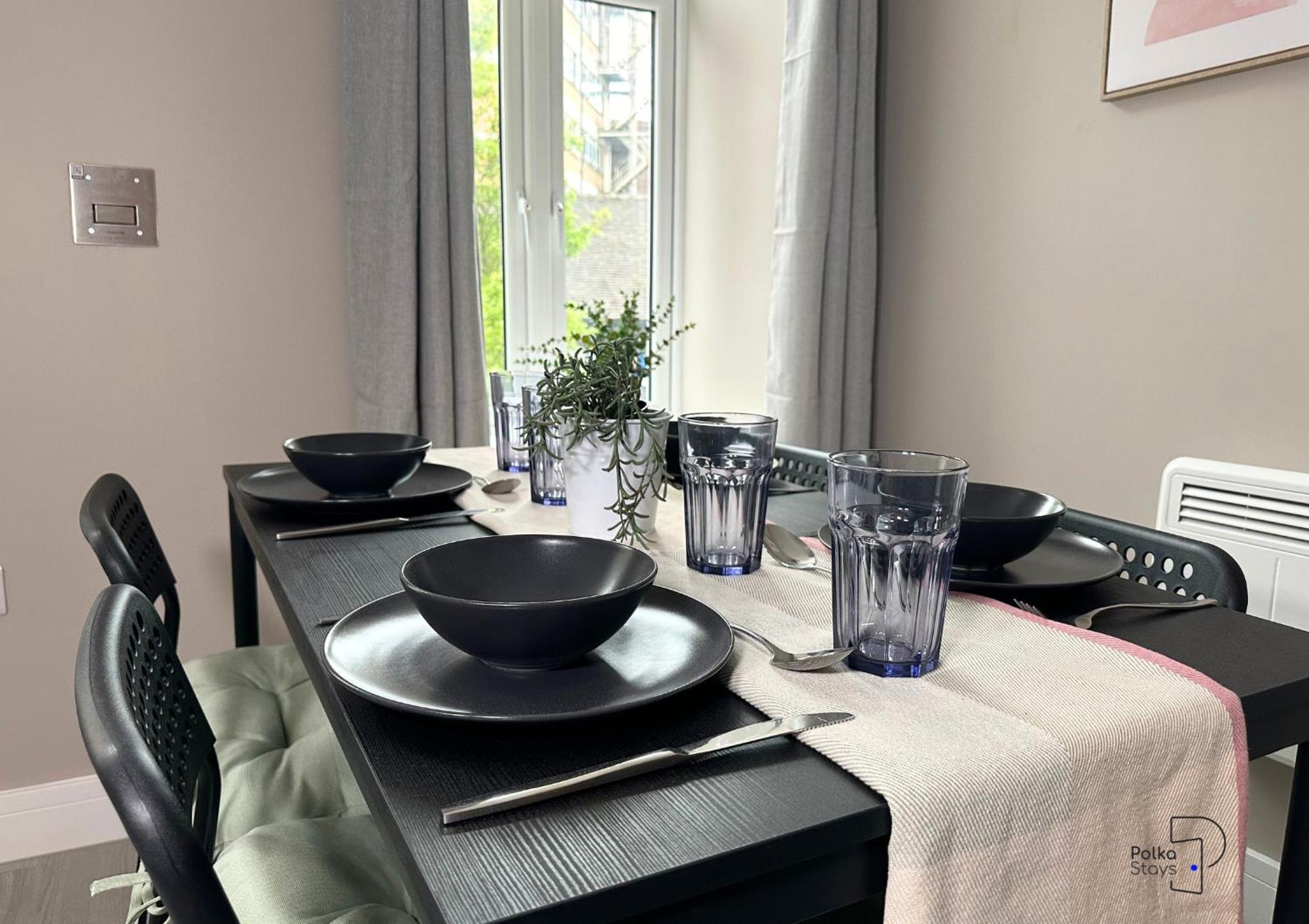 Hanley, Stoke - Modern Spacious Apartments By Polkastays Buitenkant foto